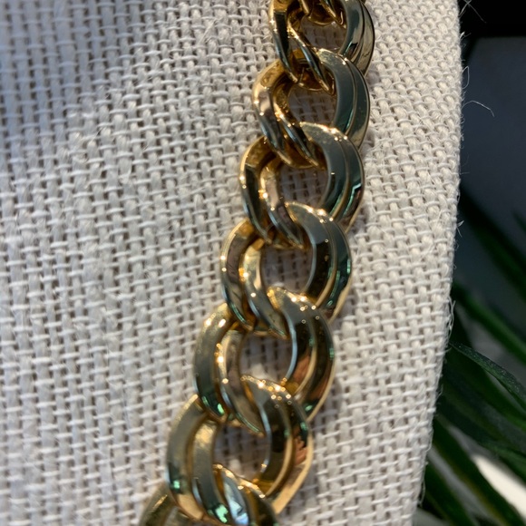 Gold necklace - Picture 3 of 4